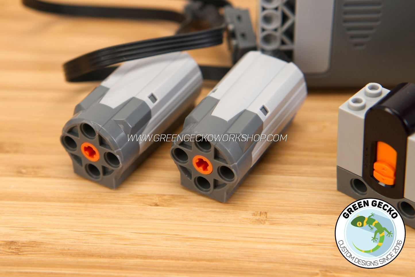 Alternative LEGO Power Functions RC Pack + 2x Motors